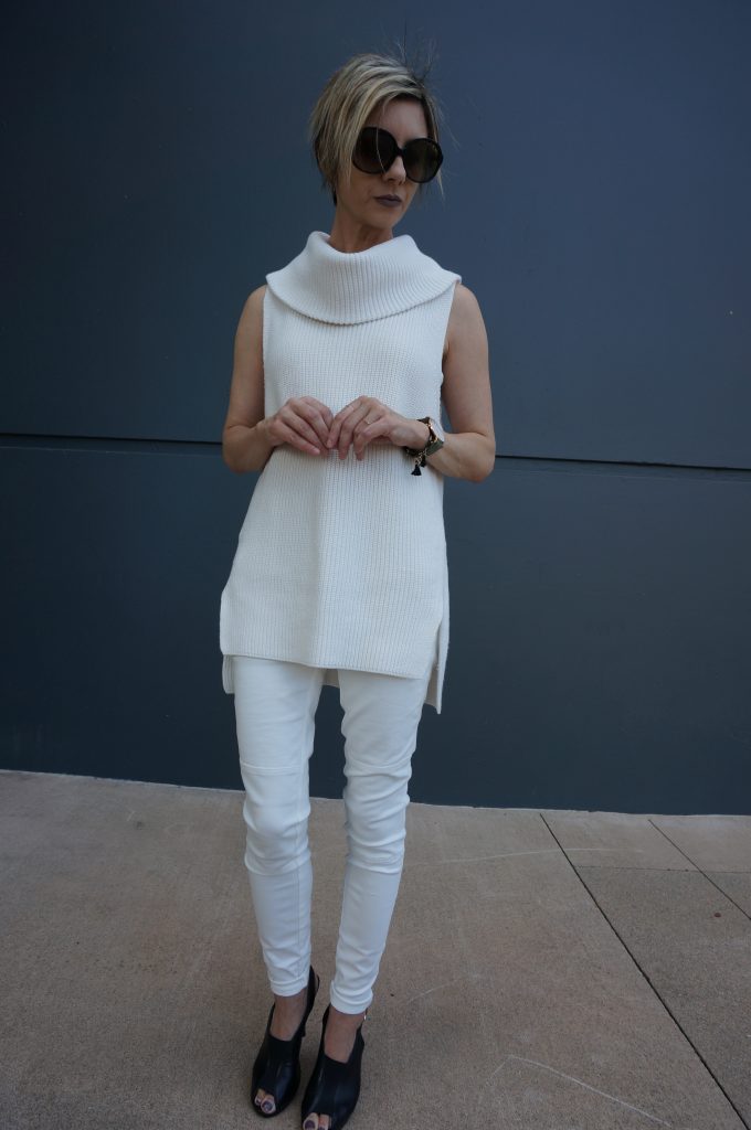 Ivory // Ivory – Simple and Chic